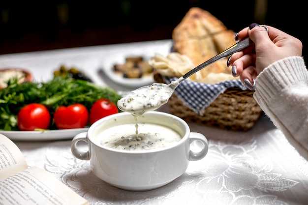 Оригинальные тарелки и кружки