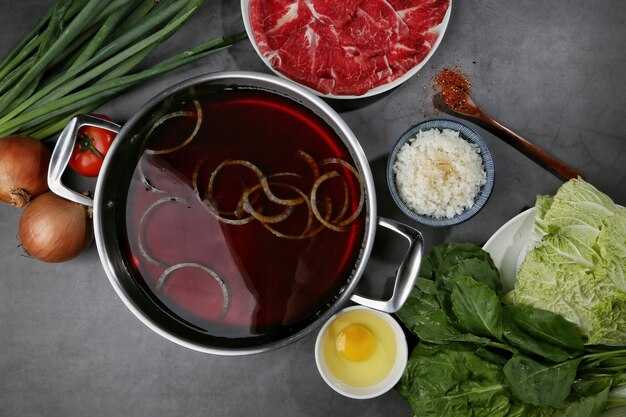 Как подать борщ к столу?