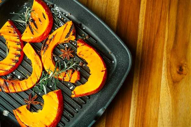 Как запечь тыкву с медом и корицей?