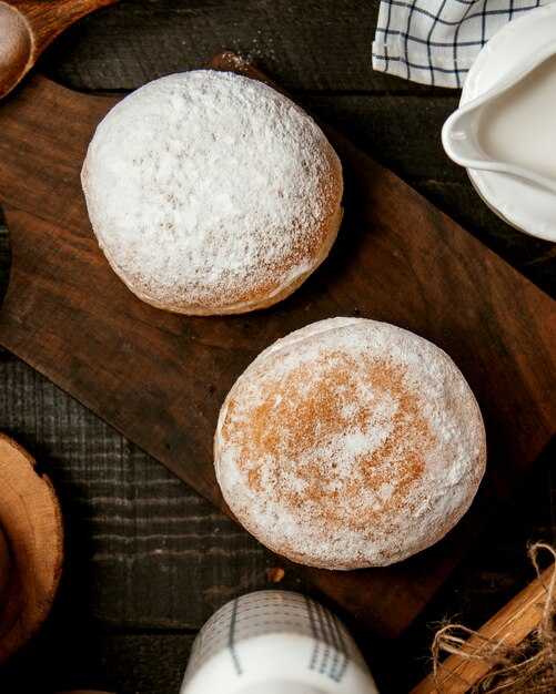 Булки с шоколадной начинкой