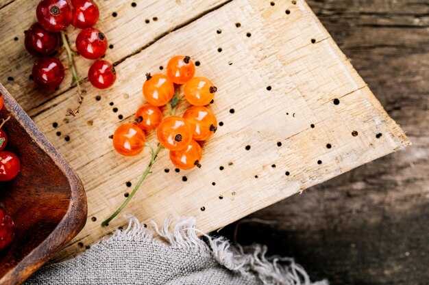 Процесс варки варенья