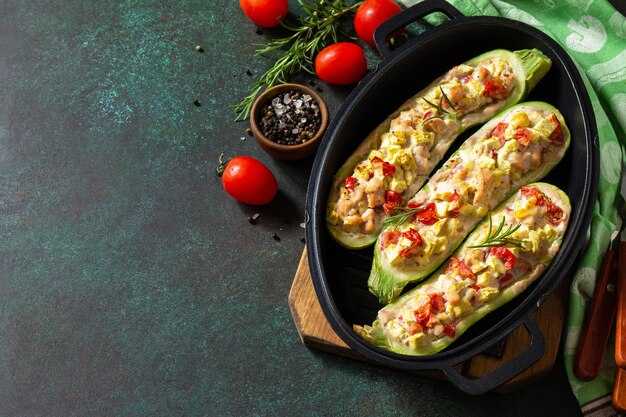 Запеченные кабачки с мясом: простой рецепт