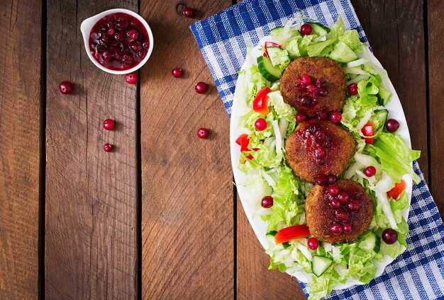 Пошаговый процесс жарки котлет и их калорийность
