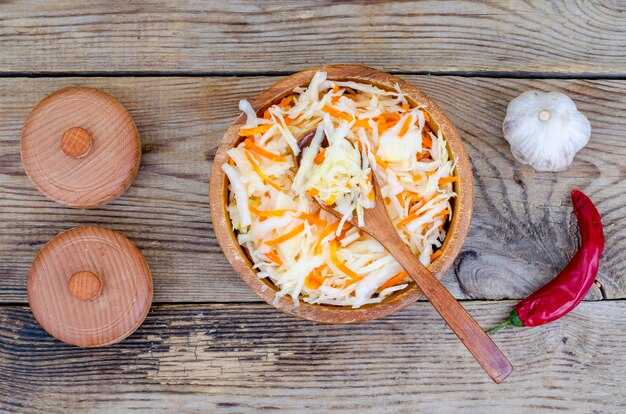 Необходимые ингредиенты для приготовления капусты с орехами