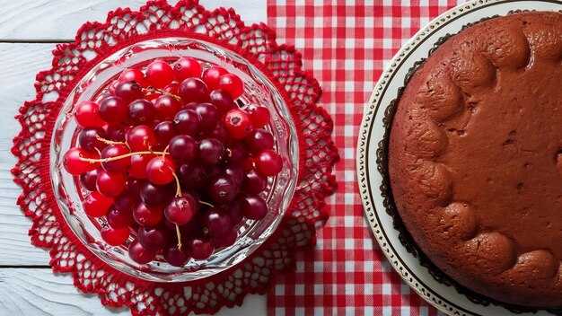 Сборка торта и его оформление