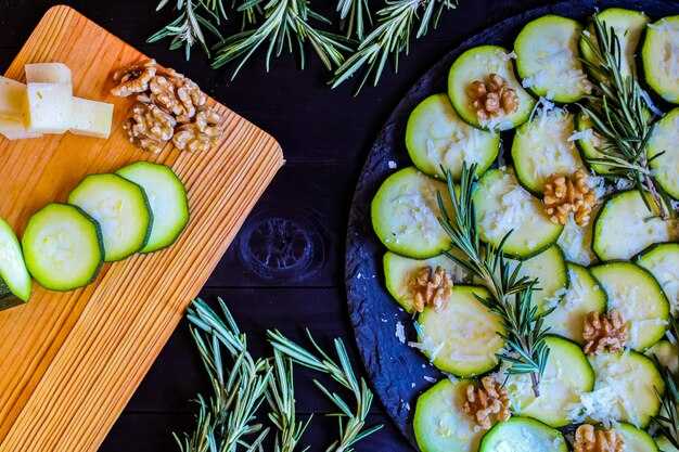 Этапы приготовления огурцов с укропом