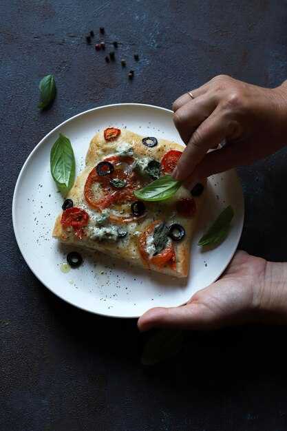 Палтус с лимоном и оливками: как сделать проще