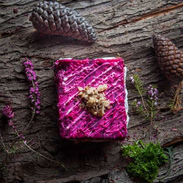 Замечали, как интересные детали могут сделать любую закуску настоящим произведением искусства? Отправляйтесь в этот увлекательный процесс! Сборка блюда будет не только увлекательной, но и настоящим наслаждением. Давайте покажем всем, что классика может выглядеть совершенно по-новому!