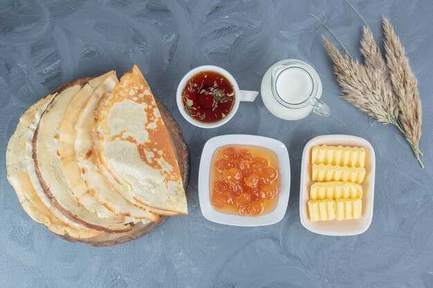 Варианты начинок и подачи для блинчиков в повседневном меню