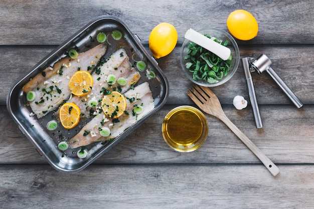 Жареная скумбрия с чесноком и укропом