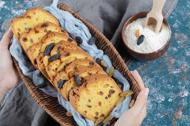 Слойки со сметаной и яблоками