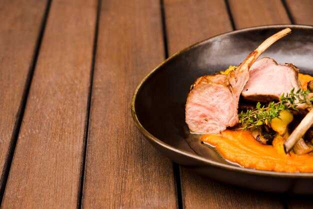 Специальная буженина с чесноком и перцем чили