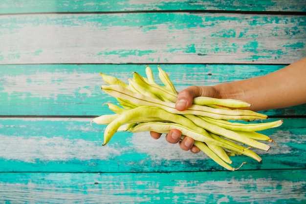 Процесс приготовления бланшированной стручковой фасоли