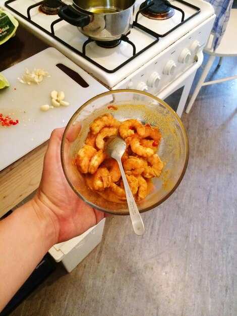 Приготовление кальмаров с морковкой по-корейски