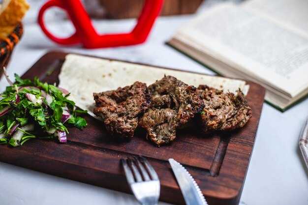 Приготовление мяса и гречки