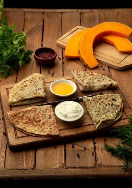 Как правильно раскатывать наан для равномерного приготовления?