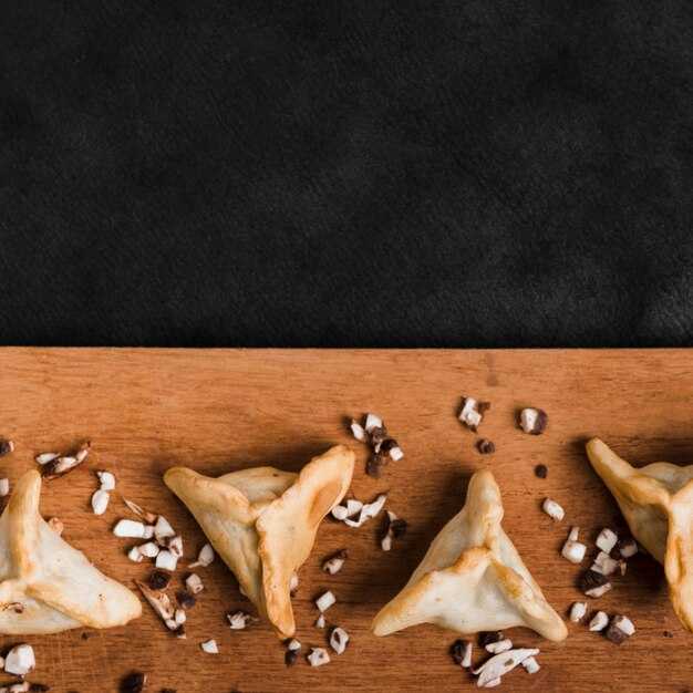 Треугольники с мясом и луком