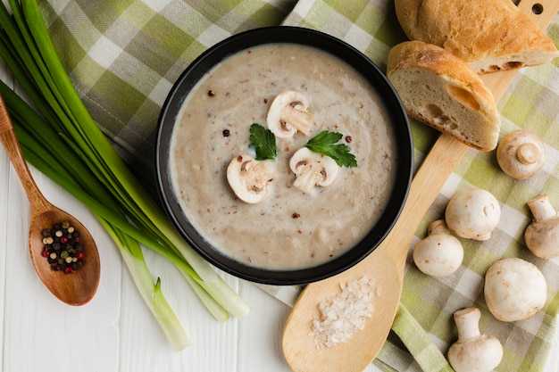 Как подать жульен к столу?