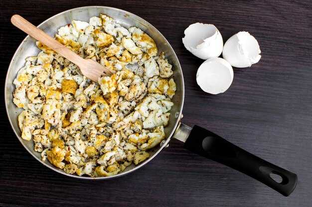 Техника жарки на сковороде