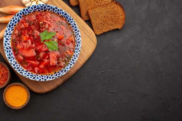 Классический рецепт борща с мясом для настоящего домашнего уюта и вкуса