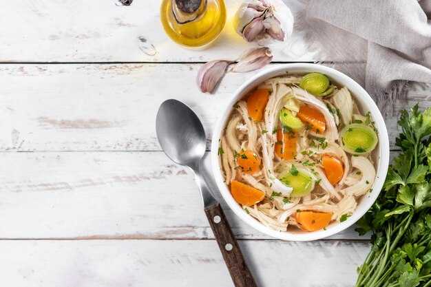 Пошаговый рецепт вкусного супа из куриной голени для домашнего ужина