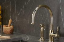 Почему на кухне постоянно мокрая столешница и как избавиться от этой проблемы