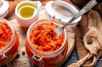 Аджика из острого перца на зиму простые рецепты с варкой для домашних запасов