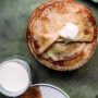 Простой рецепт блинов на кислом молоке для вкусного завтрака и угощения