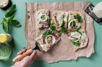 Простые и вкусные рецепты бутербродов из лаваша с фото для каждого повода