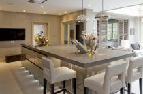 Как совместить практичность и стиль в кухне, чтобы мебель не выглядела временным решением — советы от магазина Модернус