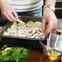 Как правильно пожарить королевские замороженные неочищенные креветки на сковороде — простой рецепт