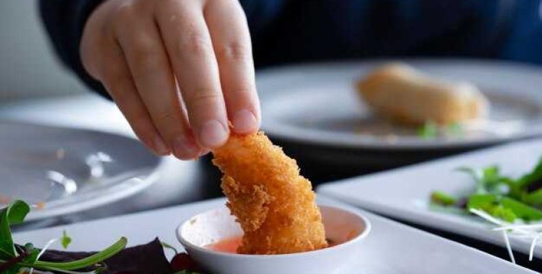 Как приготовить кольца кальмара в кляре на сковороде — простой рецепт