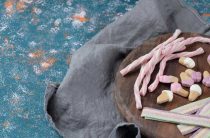 Как приготовить соленое сало в луковой шелухе — вкусный и простой рецепт