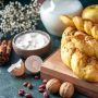 Классический рецепт московской плюшки с сахаром из дрожжевого теста с пошаговыми фото