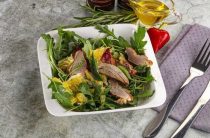 Вкусные рецепты печени с солеными огурцами для разнообразия блюд на столе