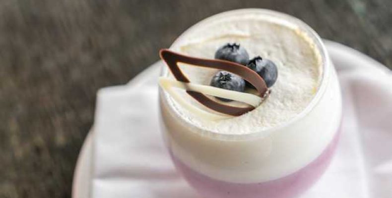 Пошаговый рецепт воздушного мусса из белого шоколада — легко и вкусно!