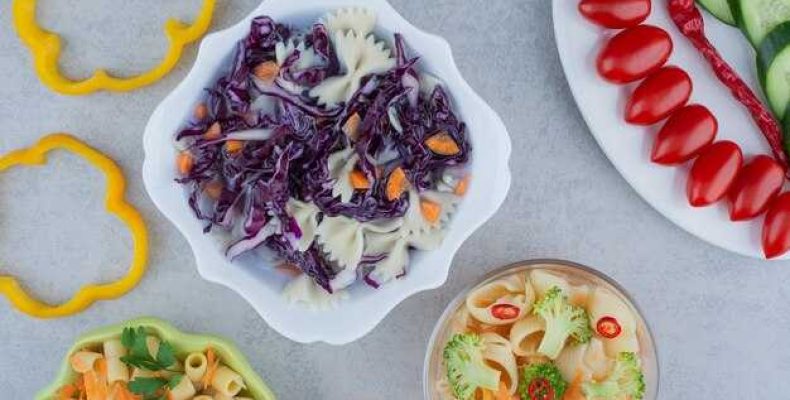 Простые рецепты салатов с пекинской капустой — легко и вкусно!