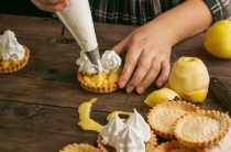 Простой рецепт меренги в домашних условиях — шаг за шагом в духовке