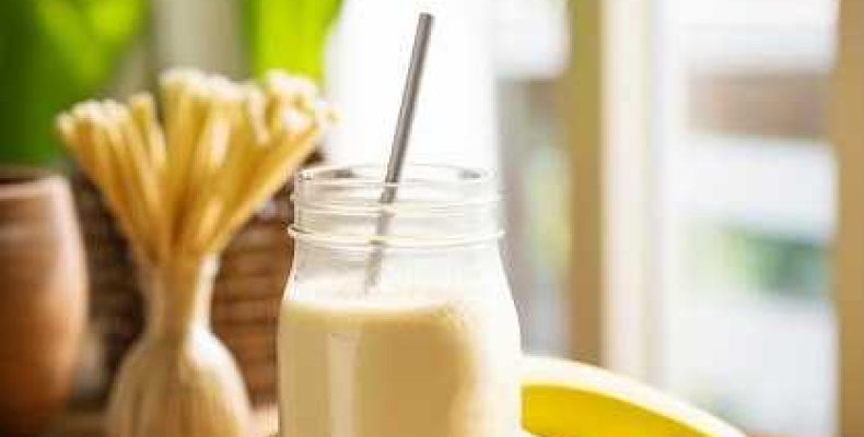 Рецепт бананового милкшейка — Как приготовить вкусный и полезный напиток