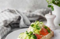 Как приготовить вкусный бутерброд с семгой и творожным сыром для любого случая