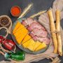 Рецепт приготовления докторской колбасы от Мясного Дома Бородина с пошаговыми инструкциями