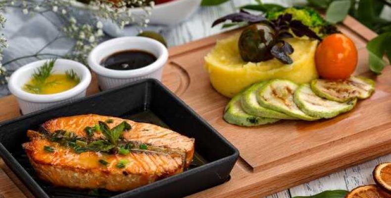 Простой и вкусный рецепт горбуши в домашних условиях для всей семьи