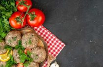 Как приготовить вкусные фрикадельки для супа в домашних условиях