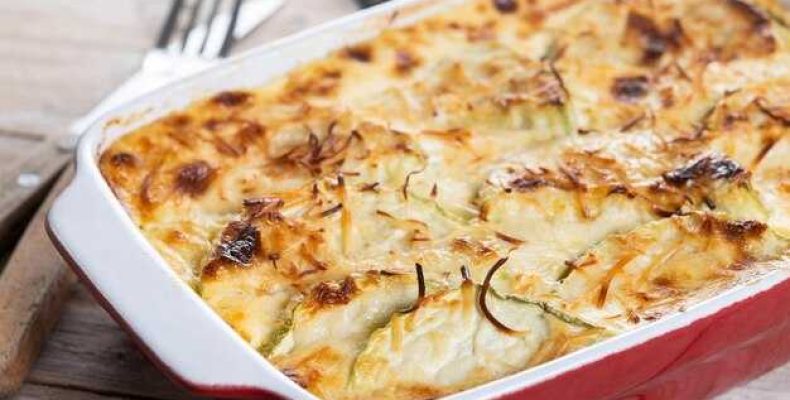 Вкусная кабачковая запеканка с картошкой в духовке по простому рецепту