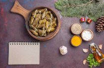 Как называется блюдо, завернутое в виноградные листья и его оригинальный рецепт