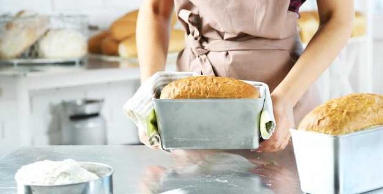 Как быстро приготовить коржи в микроволновке для вкусной выпечки