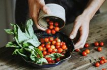 Как правильно варить помидоры для вкусных заготовок и блюд