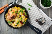 Рецепт плова с курицей на растительном масле с подробной калорийностью и приготовлением