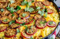 Вкусная запеканка из картофеля с фаршем на сковороде простой рецепт