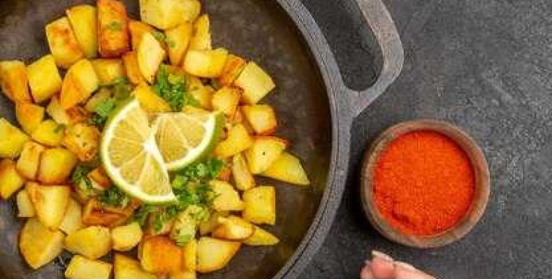 Тушеная картошка в сливках на сковороде простой и вкусный рецепт
